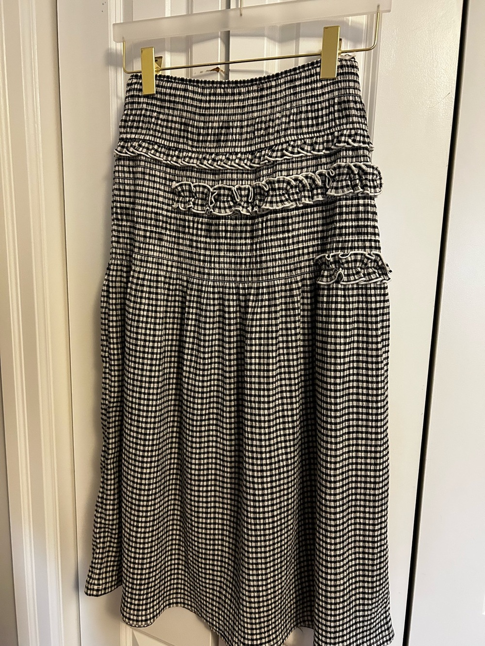 Cecilie Bahnsen Uniqlo gingham shirring skirt featuring tiered ruffle detail - Picture 3 of 4
